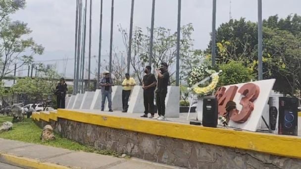 Caso Ayotzinapa: activistas de Guerrero exigen una reunión con AMLO antes de las elecciones