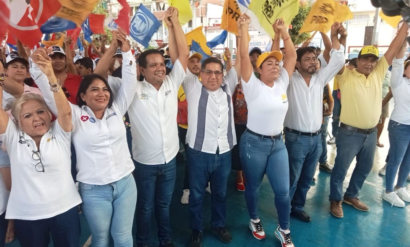 No hay con quién debatir en el Distrito 04 federal, le dice el INE a Alam Argüello